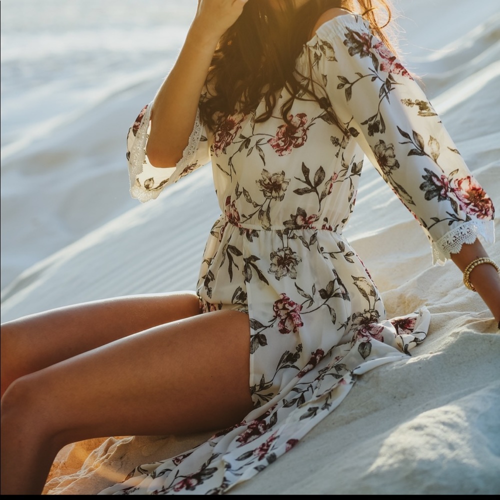 Flying tomato size small romper dress